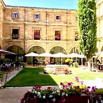 Real Colegiata San Isidoro 3* León