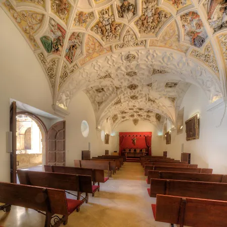 Hotel Real Colegiata San Isidoro 3*