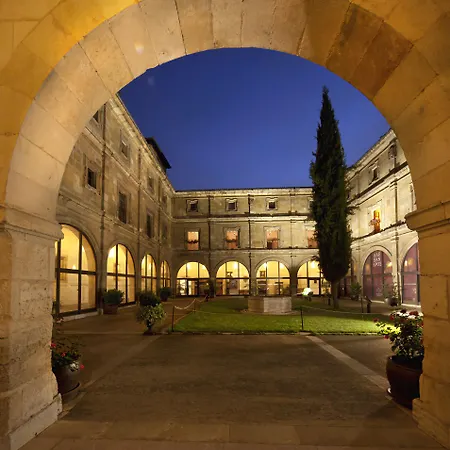 Real Colegiata San Isidoro 3* León