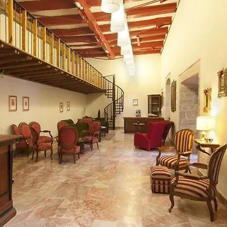 Real Colegiata San Isidoro Hotel 3*