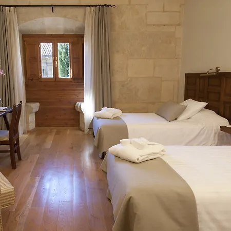 Real Colegiata San Isidoro Hotel