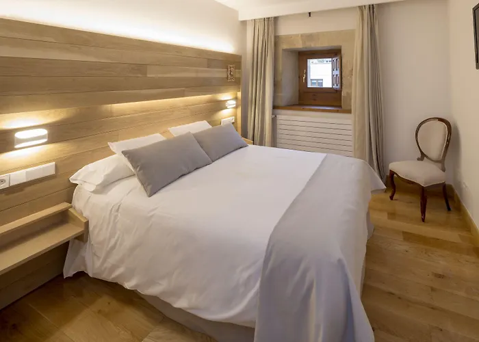 Real Colegiata San Isidoro Hotel