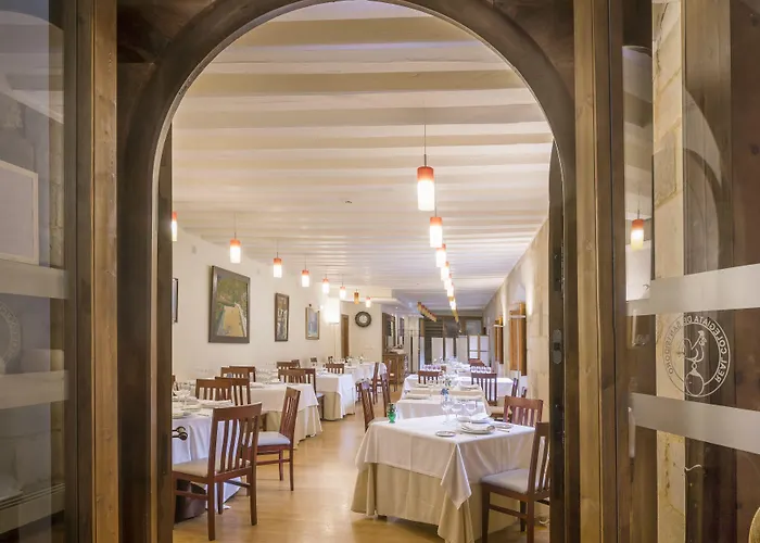 Hotel Real Colegiata San Isidoro 3*