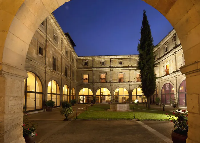 Real Colegiata San Isidoro 3* León