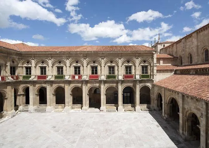 Real Colegiata San Isidoro 3*